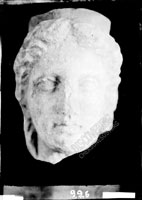 Мраморная голова Кибелы