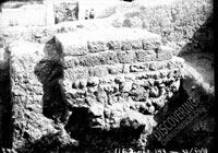 Остатки лестницы у передовой стены башни Зенона (XV11)