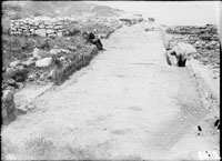 West transverse street after the excavation down to the foot of the 1st layer 