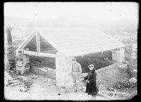 Строительство навеса над рыбозасолочной цистерной "Б" раскопок 1937 года